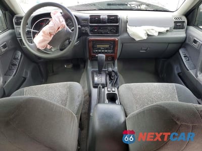Zdjęcie 8 z 14 samochodu: 2002 ISUZU RODEO S VIN:4S2DM58W524326890 - miniatura