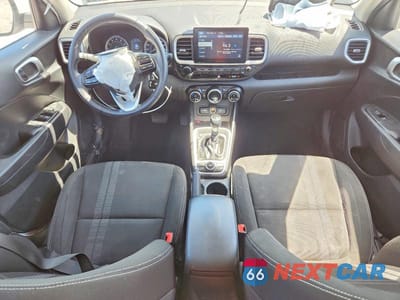 Zdjęcie 8 z 13 samochodu: 2022 HYUNDAI VENUE SEL VIN:KMHRC8A32NU132307 - miniatura