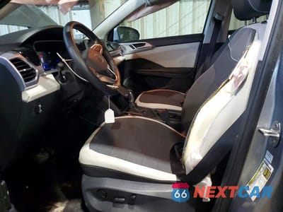 Zdjęcie 7 z 12 samochodu: 2025 VOLKSWAGEN TAOS SE VIN:3VVSC7B21SM040838 - miniatura