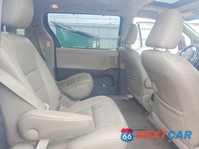 Zdjęcie 11 z 13 samochodu: 2015 TOYOTA SIENNA XLE PREMIUM 8-PASSENGER VIN:5TDYK3DC5FS680258 - miniatura