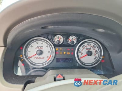 Zdjęcie 9 z 12 samochodu: 2010 FORD FOCUS SE VIN:1FAHP3FNXAW156859 - miniatura