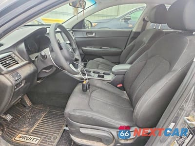 Zdjęcie 7 z 12 samochodu: 2020 KIA OPTIMA LX VIN:5XXGT4L33LG384054 - miniatura