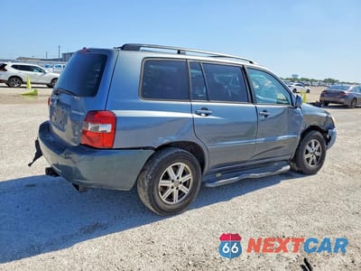 Trzecie zdjęcie samochodu z tyłu: 2004 TOYOTA HIGHLANDER BASE VIN:JTEGP21A640021949 - miniatura