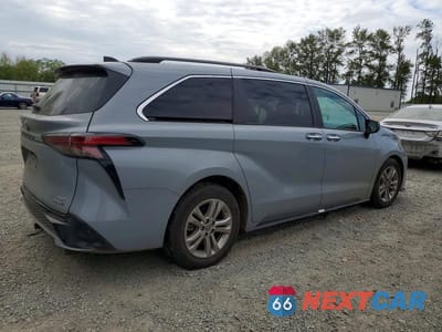 Trzecie zdjęcie samochodu z tyłu: 2023 TOYOTA SIENNA XSE 7-PASSENGER VIN:5TDDSKFCXPS091004 - miniatura