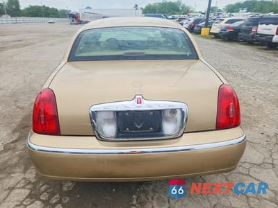 Zdjęcie 6 z 12 samochodu: 1998 LINCOLN TOWN CAR EXECUTIVE VIN:1LNFM81W6WY725107 - miniatura