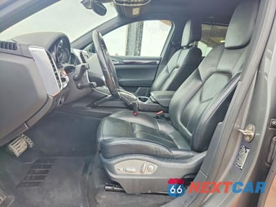 Zdjęcie 7 z 14 samochodu: 2014 PORSCHE CAYENNE S VIN:WP1AB2A25ELA58488 - miniatura