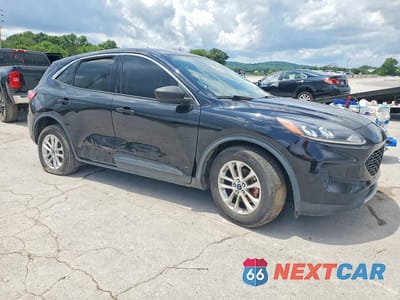 Czwarte zdjęcie samochodu z boku: 2022 FORD ESCAPE SE VIN:1FMCU0G65NUC04915 - miniatura