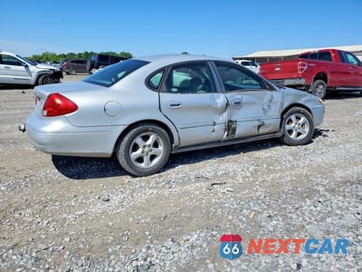 Trzecie zdjęcie samochodu z tyłu: 2003 FORD TAURUS SES VIN:1FAFP55243A238564 - miniatura