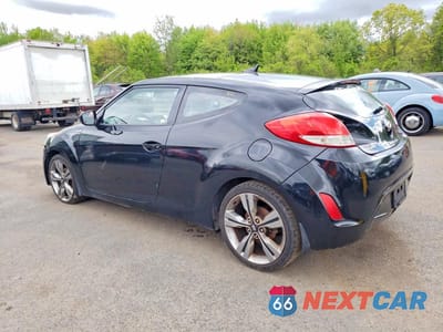 Drugie zdjęcie samochodu z przodu: 2013 HYUNDAI VELOSTER BASE VIN:KMHTC6AD3DU099190 - miniatura