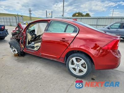 Drugie zdjęcie samochodu z przodu: 2013 VOLVO S60 T5 VIN:YV1612FH3D2185942 - miniatura