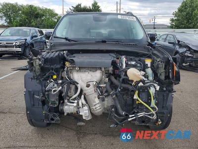 Piąte zdjęcie samochodu w środku: 2017 JEEP RENEGADE LATITUDE VIN:ZACCJBBBXHPF29076 - miniatura