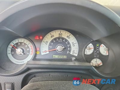 Zdjęcie 9 z 12 samochodu: 2010 TOYOTA FJ CRUISER BASE VIN:JTEBU4BFXAK075523 - miniatura