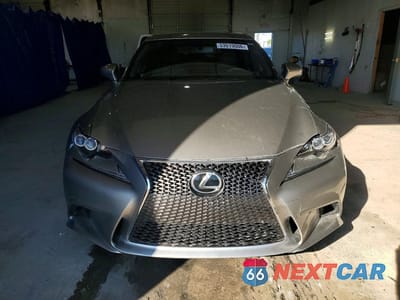 Piąte zdjęcie samochodu w środku: 2016 LEXUS IS 350 VIN:JTHCE1D29G5012515 - miniatura
