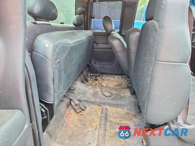 Zdjęcie 10 z 12 samochodu: 2001 CHEVROLET SILVERADO C1500 VIN:1GCEC19W51Z177070 - miniatura