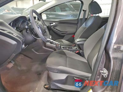 Zdjęcie 7 z 12 samochodu: 2014 FORD FOCUS SE VIN:1FADP3K22EL334023 - miniatura