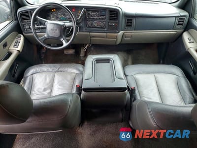 Zdjęcie 8 z 13 samochodu: 2001 CHEVROLET TAHOE C1500 VIN:1GNEC13T91R188580 - miniatura
