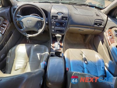 Zdjęcie 8 z 13 samochodu: 2001 INFINITI I30 BASE VIN:JNKCA31AX1T037803 - miniatura