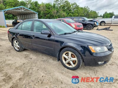 Czwarte zdjęcie samochodu z boku: 2008 HYUNDAI SONATA VIN:5NPEU46F28H345588 - miniatura