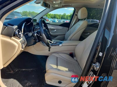 Zdjęcie 7 z 13 samochodu: 2019 MERCEDES-BENZ GLC 300 4MATIC VIN:WDC0G4KB8KV149306 - miniatura