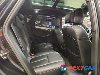 Zdjęcie 11 z 13 samochodu: 2017 PORSCHE MACAN GTS VIN:WP1AG2A58HLB52087 - miniatura