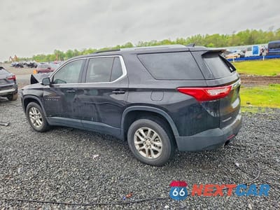Drugie zdjęcie samochodu z przodu: 2018 CHEVROLET TRAVERSE LT VIN:1GNERGKWXJJ102995 - miniatura