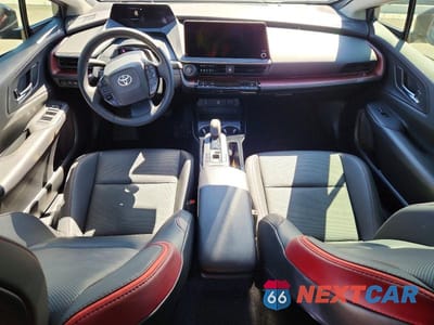 Zdjęcie 8 z 12 samochodu: 2024 TOYOTA PRIUS PRIME XSE VIN:JTDACACU6R3012102 - miniatura