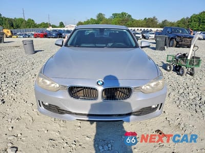Piąte zdjęcie samochodu w środku: 2012 BMW 328 I VIN:WBA3A5C52CF341591 - miniatura