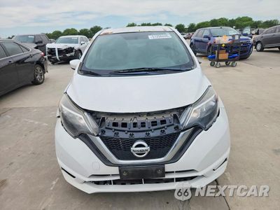Piąte zdjęcie samochodu w środku: 2018 NISSAN VERSA NOTE SV VIN:3N1CE2CP4JL355845 - miniatura