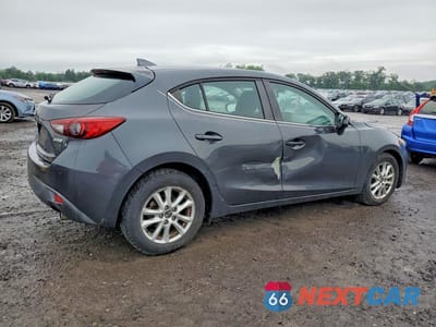 Trzecie zdjęcie samochodu z tyłu: 2016 MAZDA 3 TOURING VIN:3MZBM1M71GM299724 - miniatura