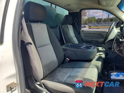 Zdjęcie 10 z 12 samochodu: 2009 GMC SIERRA C1500 VIN:1GTEC14X99Z237587 - miniatura