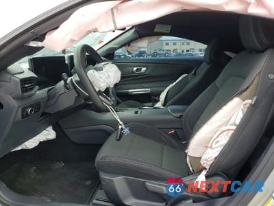 Zdjęcie 7 z 13 samochodu: 2025 FORD MUSTANG VIN:1FA6P8TH0S5118003 - miniatura