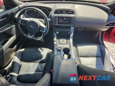 Zdjęcie 8 z 12 samochodu: 2017 JAGUAR XE R - SPORT VIN:SAJAL4BV0HA948627 - miniatura