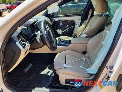 Zdjęcie 7 z 12 samochodu: 2019 BMW 330I VIN:WBA5R1C52KAK09064 - miniatura