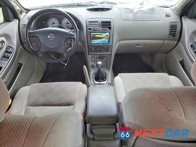 Zdjęcie 8 z 12 samochodu: 2002 NISSAN MAXIMA GXE VIN:JN1DA31D62T418293 - miniatura