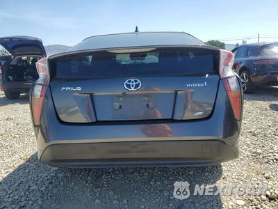 Zdjęcie 6 z 12 samochodu: 2016 TOYOTA PRIUS TWO ECO VIN:JTDKARFU5G3025196 - miniatura