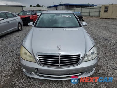 Piąte zdjęcie samochodu w środku: 2007 MERCEDES-BENZ S 550 VIN:WDDNG71X17A146780 - miniatura