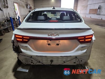 Zdjęcie 6 z 13 samochodu: 2023 KIA FORTE GT VIN:3KPF44AC1PE636345 - miniatura