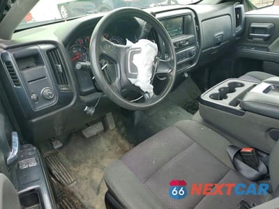 Zdjęcie 8 z 12 samochodu: 2018 GMC SIERRA C1500 VIN:1GTN1LEC7JZ903797 - miniatura