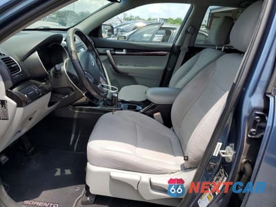 Zdjęcie 7 z 13 samochodu: 2015 KIA SORENTO LX VIN:5XYKT4A64FG607905 - miniatura