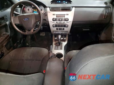 Zdjęcie 8 z 12 samochodu: 2010 FORD FOCUS SE VIN:1FAHP3FN9AW252109 - miniatura