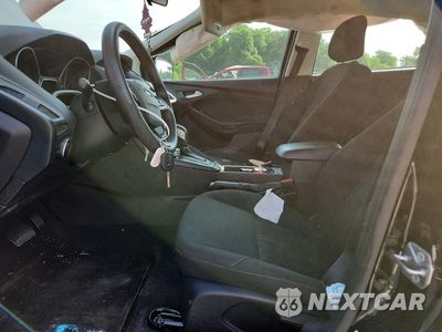 Zdjęcie 13 z 26 samochodu: 2018 FORD FOCUS SE VIN:1FADP3K24JL281559 - miniatura