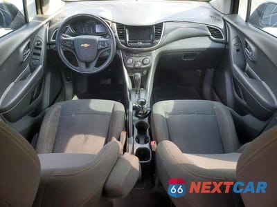 Zdjęcie 8 z 13 samochodu: 2020 CHEVROLET TRAX LS VIN:KL7CJKSB7LB328252 - miniatura