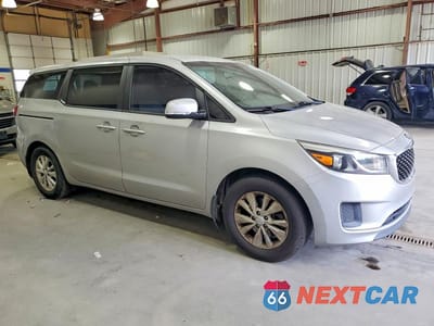 Czwarte zdjęcie samochodu z boku: 2018 KIA SEDONA LX VIN:KNDMB5C15J6349912 - miniatura
