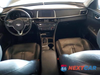 Zdjęcie 8 z 12 samochodu: 2017 KIA OPTIMA EX VIN:5XXGU4L31HG132601 - miniatura