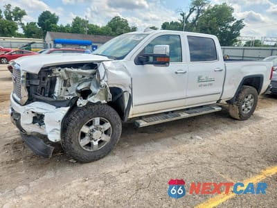 2016 GMC SIERRA K2500 DENALI 1GT12UE89GF223469 - główne zdjęcie licytacji z USA - miniatura