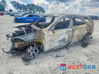 2021 BMW X1 SDRIVE28I WBXJG7C04M5T53356 - główne zdjęcie licytacji z USA - miniatura