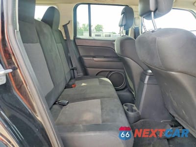 Zdjęcie 11 z 13 samochodu: 2012 JEEP PATRIOT LATITUDE VIN:1C4NJRFB8CD609107 - miniatura