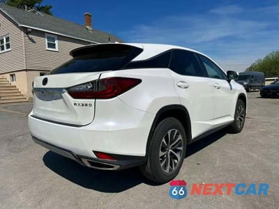 Trzecie zdjęcie samochodu z tyłu: 2022 LEXUS RX 350 BASE VIN:2T2AZMAA5NC240209 - miniatura