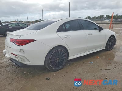 Trzecie zdjęcie samochodu z tyłu: 2021 MERCEDES-BENZ CLA 250 VIN:W1K5J4GB4MN154615 - miniatura