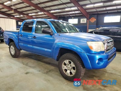 Czwarte zdjęcie samochodu z boku: 2010 TOYOTA TACOMA DOUBLE CAB VIN:3TMLU4EN9AM051217 - miniatura